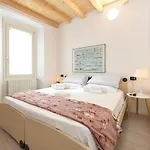 Casa Daniela デセンツァーノ・デル・ガルダ